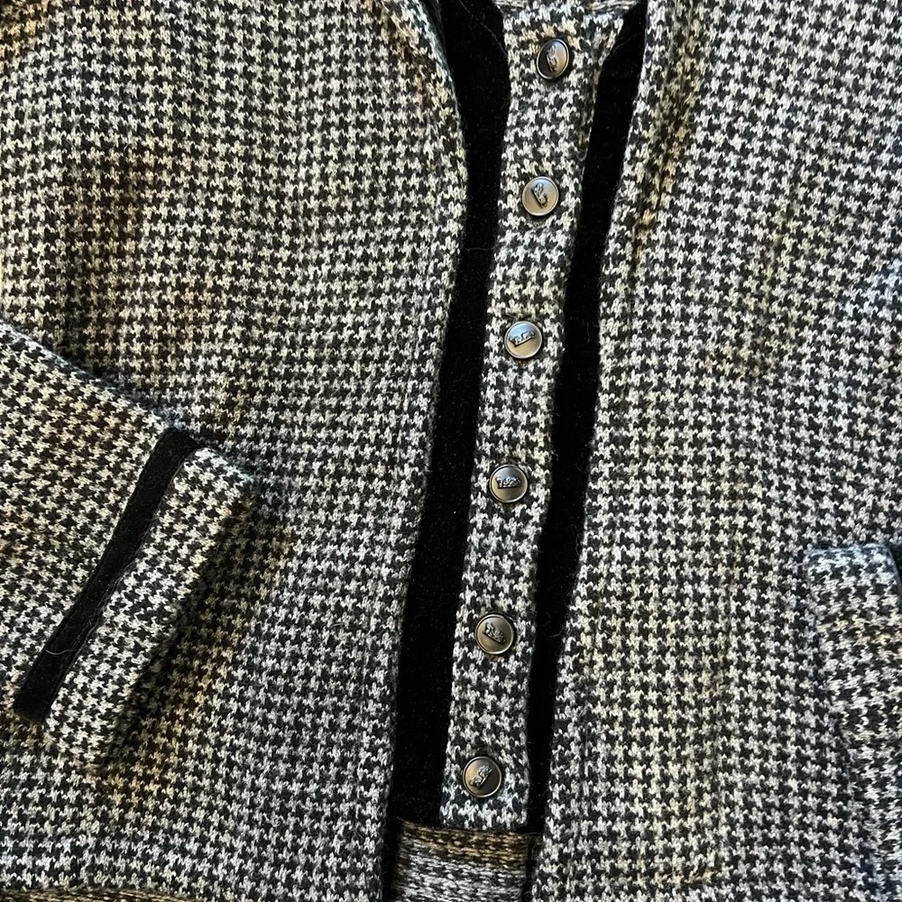 Sparrow 100% Lambswool Jacket-‎ Small